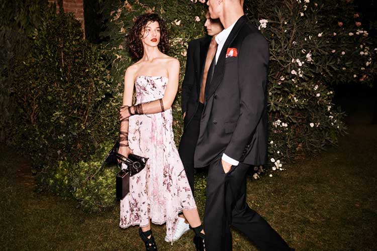 Into a flowered garden with Ermanno Scervino 6