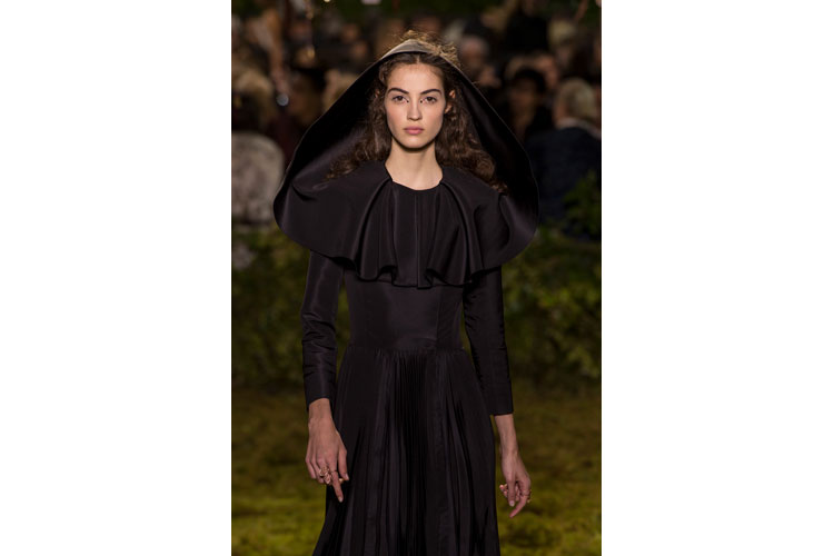 Parigi alta moda spring summer 2017 Christian Dior Couture 23gen17 4