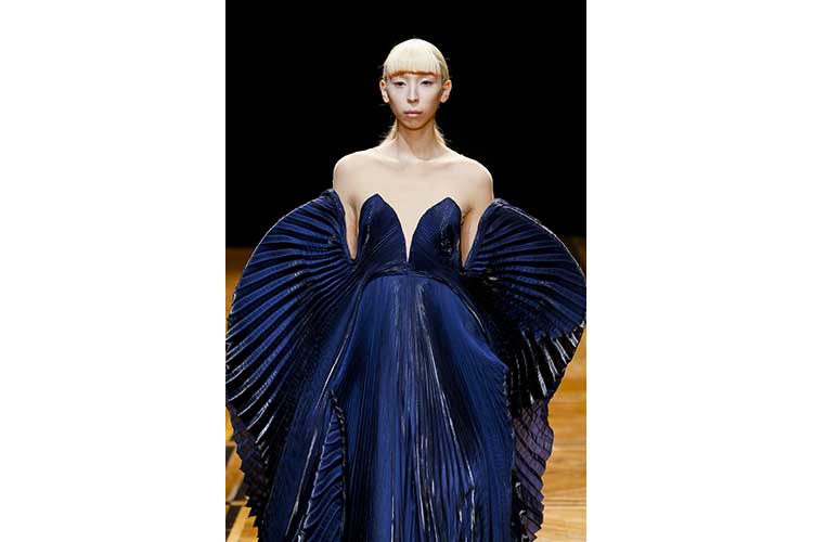 Paris Haute Couture Iris Van Herpen ss 2019 1