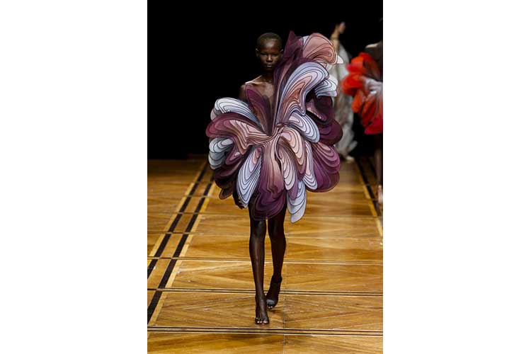 Paris Haute Couture Iris Van Herpen ss 2019 6